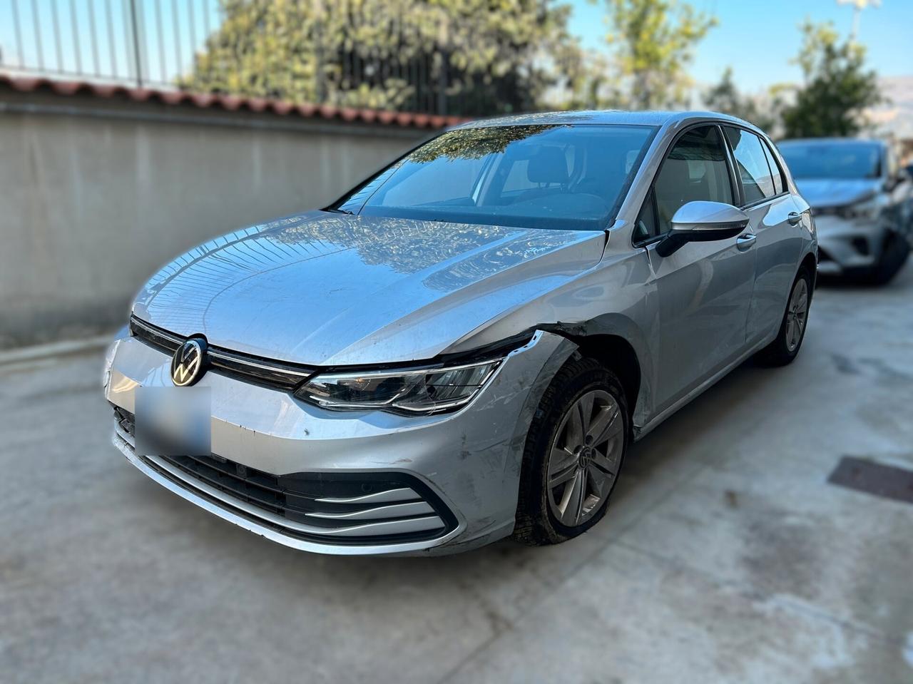 VW Golf 1.0 TSI 110CV DSG - 2020 Incidentata