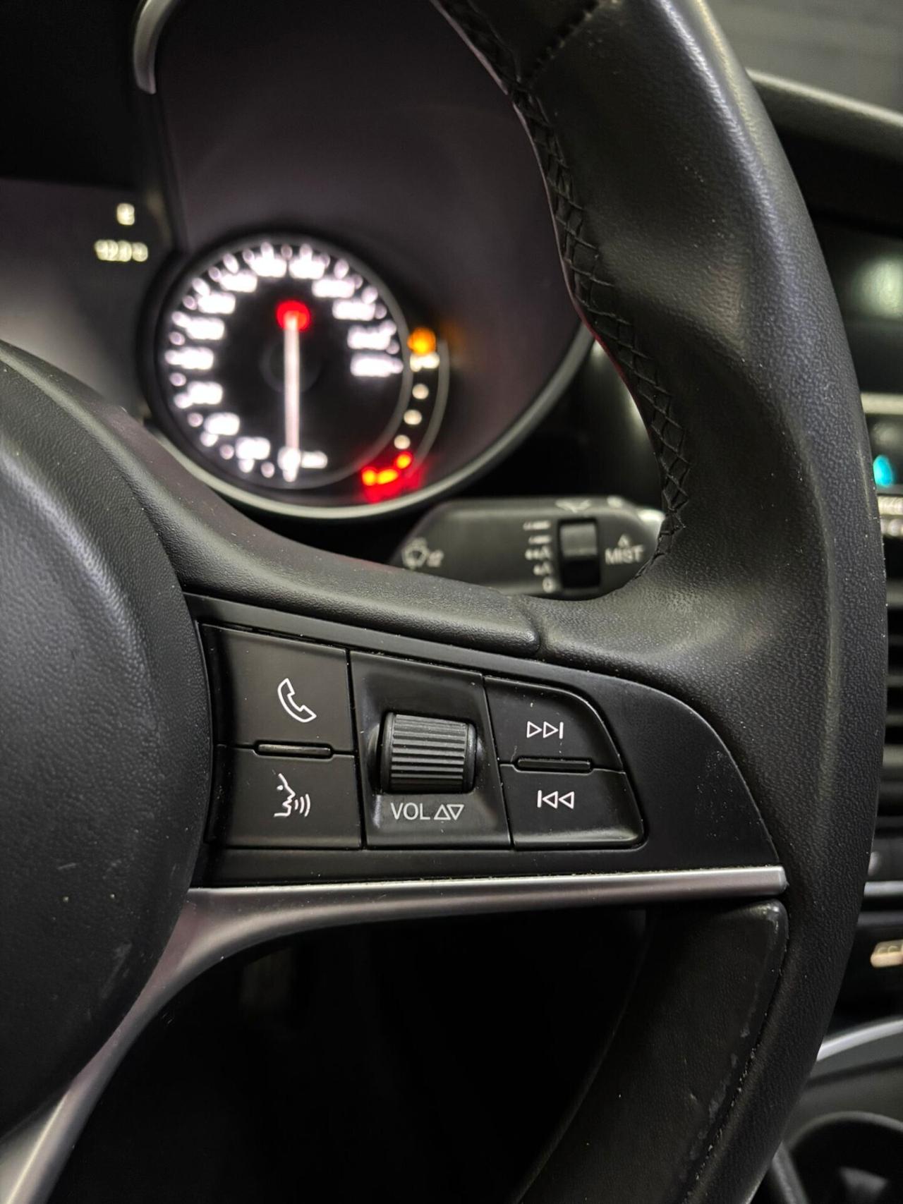 Alfa Romeo Giulia 2.2 Turbodiesel 160 CV AT8 Business