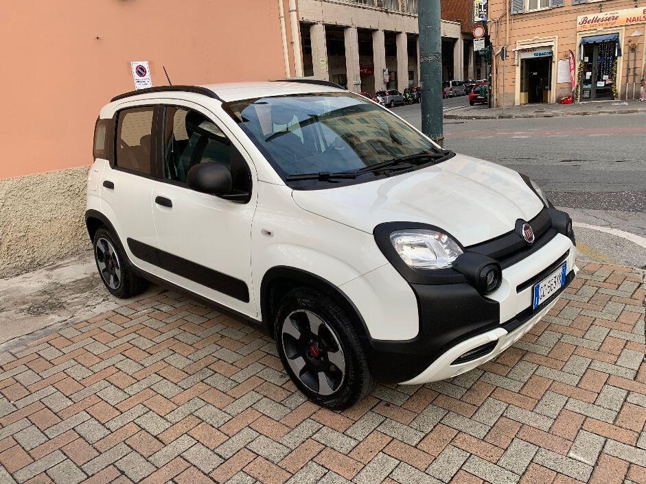 Fiat Panda 1.0 FireFly S&S Hybrid City Cross
