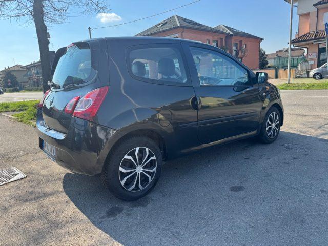 RENAULT Twingo 1.2 16V Night&Day