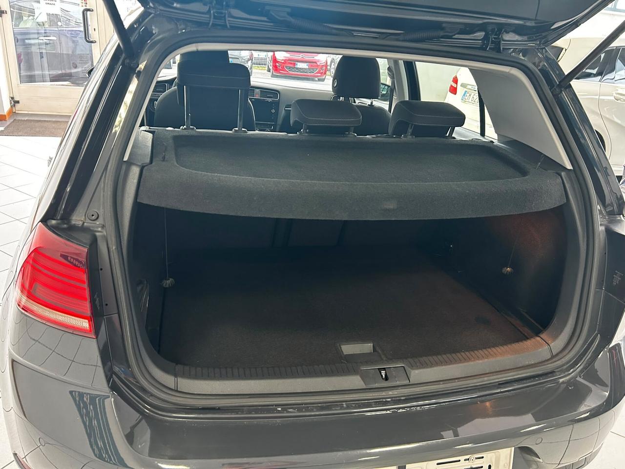 VW Golf 7.5 X NEOPATETATI 1.6D 2019