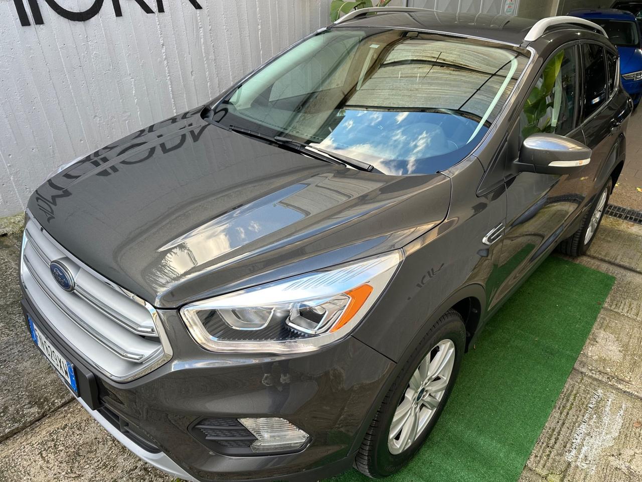 Ford Kuga TITANIUM