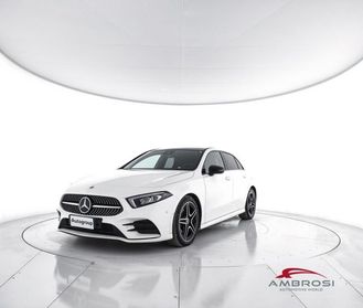 MERCEDES-BENZ CLA sse A 180 d Premium Auto
