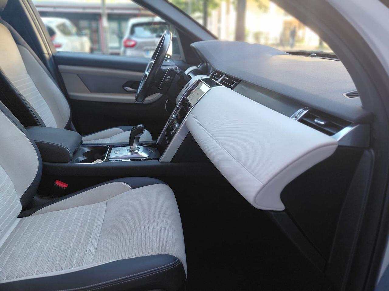 Land Rover Discovery Sport Dynamic Se 2.0 P #6853