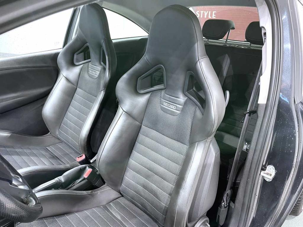 Opel Corsa 1.6t Opc 207cv 3p