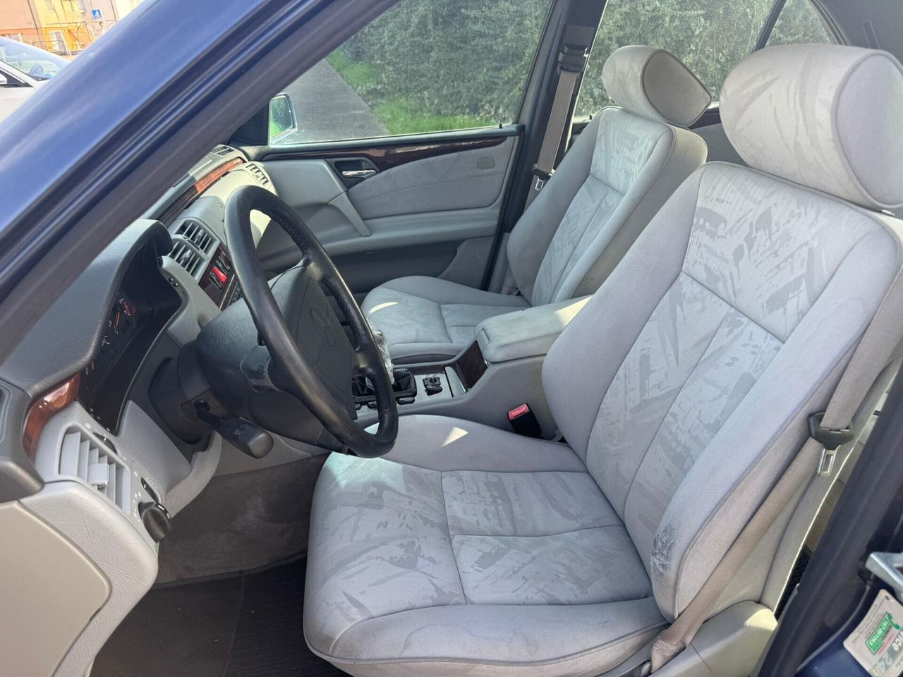 Mercedes Classe E 200 Elegance W210 Benzina – Ottime Condizioni