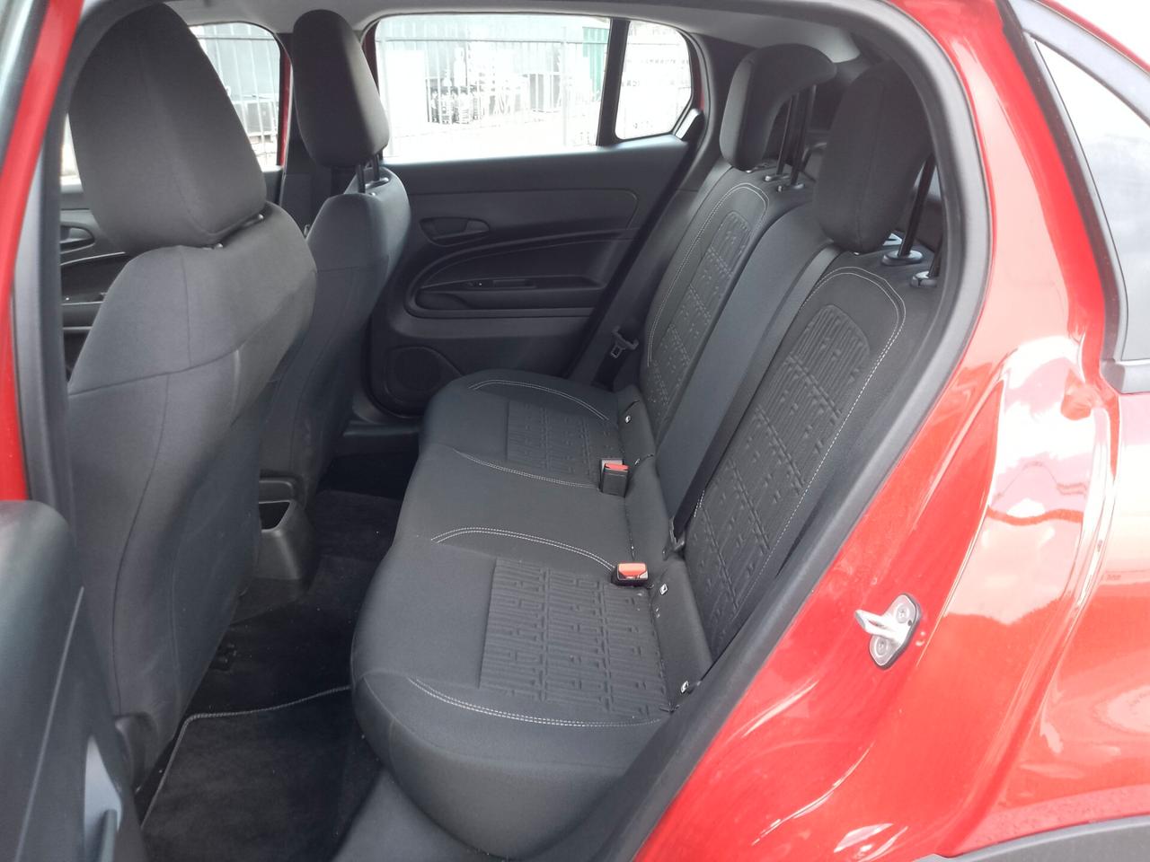 Fiat 600 Hybrid 136 CV DCT POCHI KM