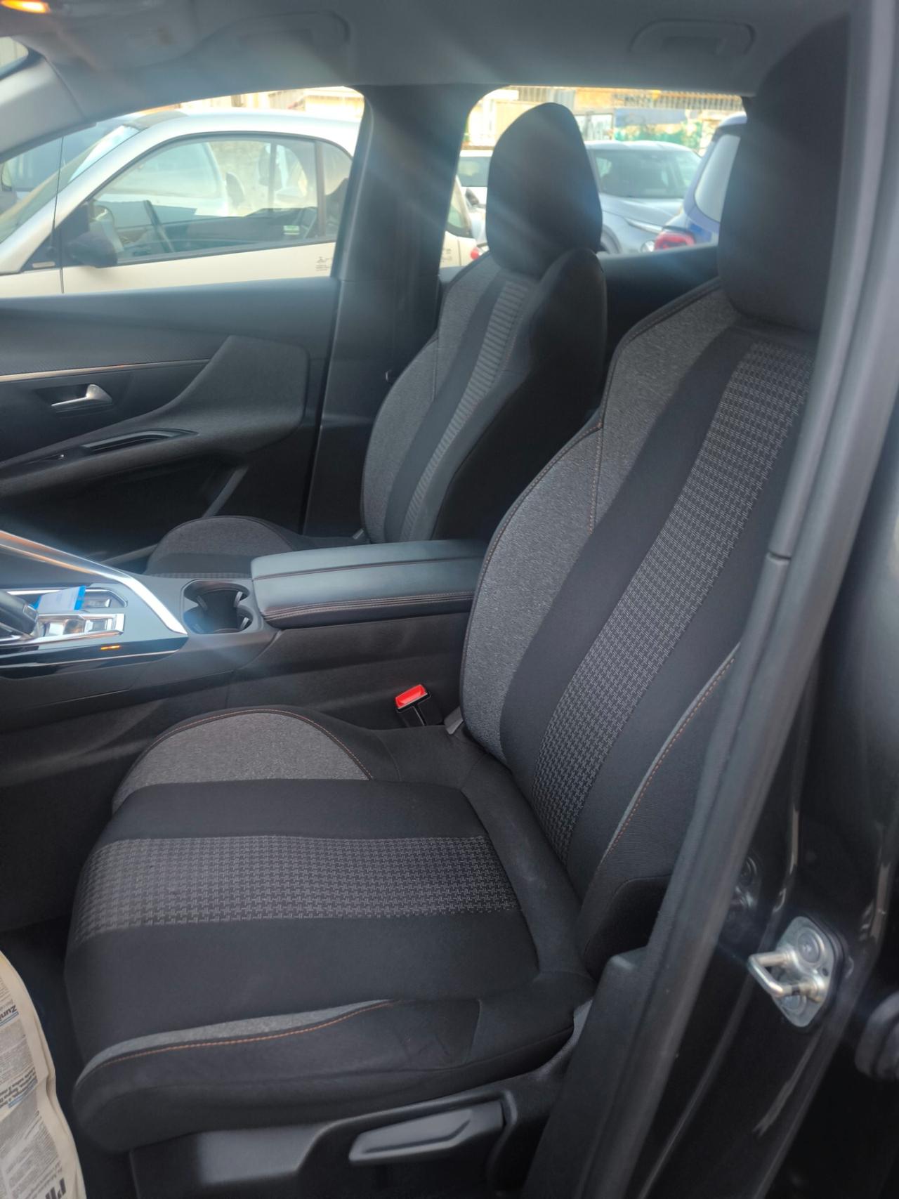 Peugeot 3008 BlueHDi 130 S&S EAT8 Active Pack