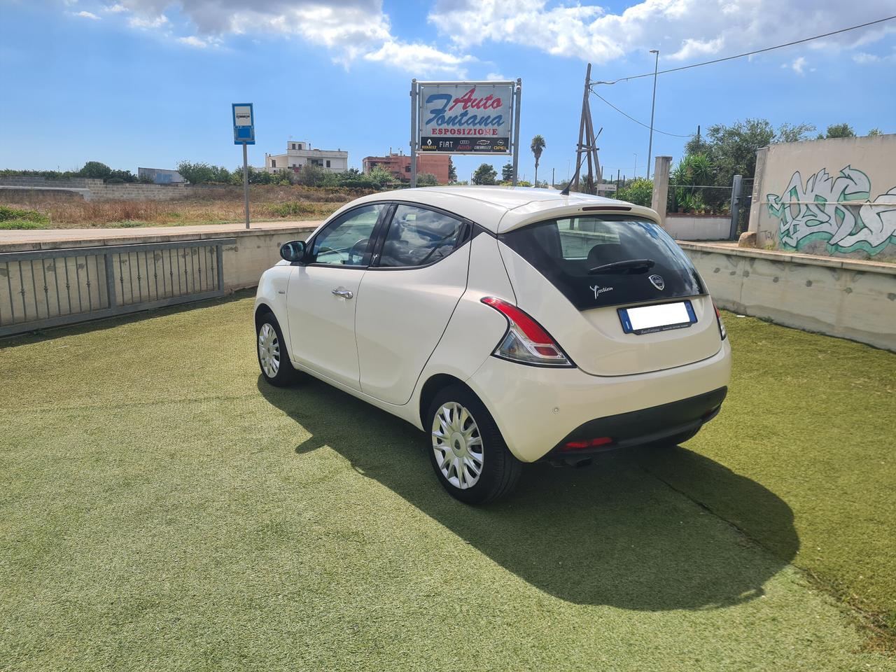Lancia Ypsilon 1.3 MJT 16V 95 CV Gold 2012 NEOPATENTATI