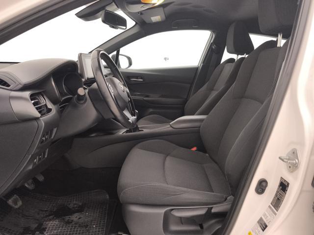 TOYOTA C-HR 1.2t Active 2wd