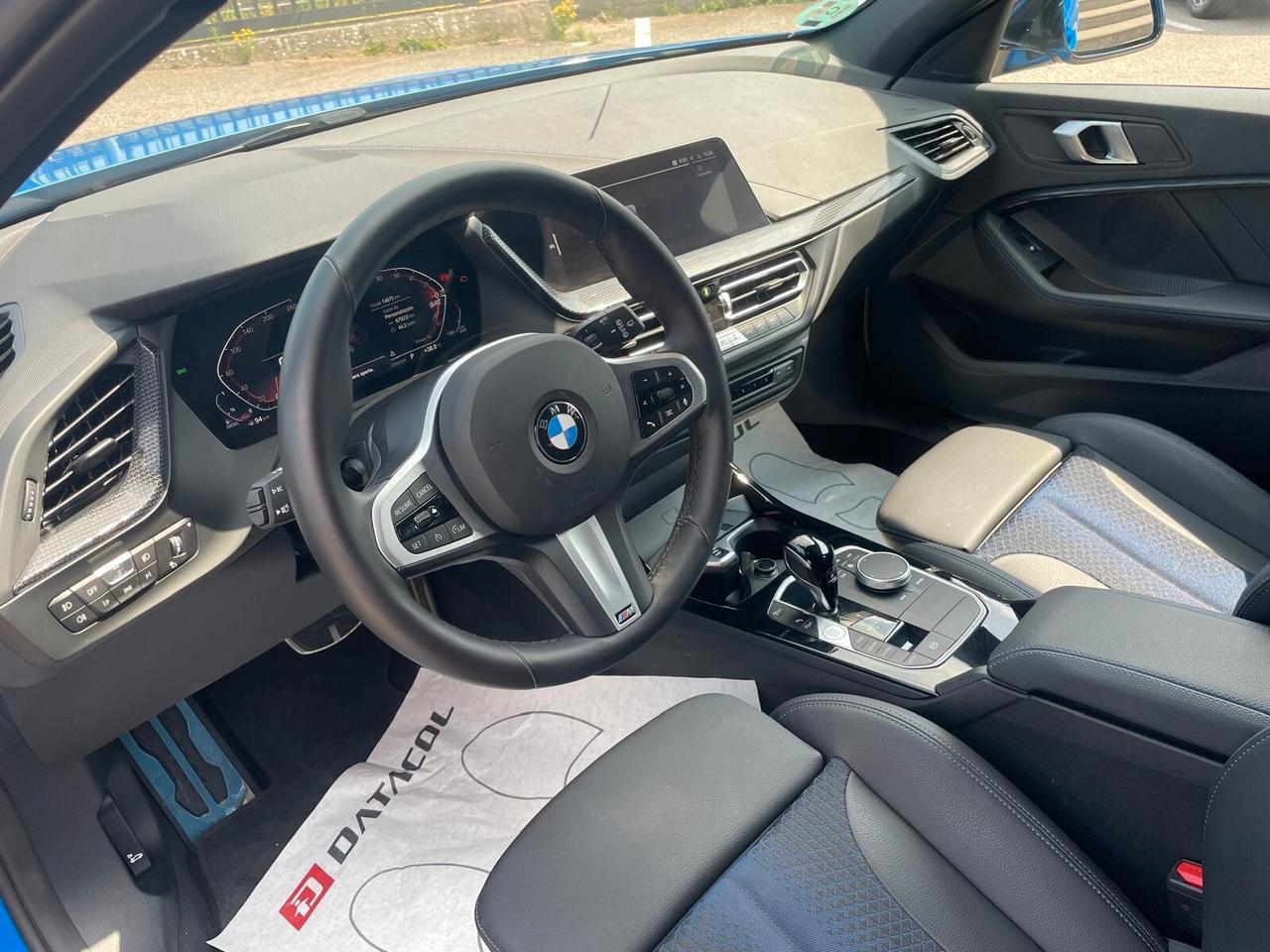 Bmw 118 118d 5p. Msport