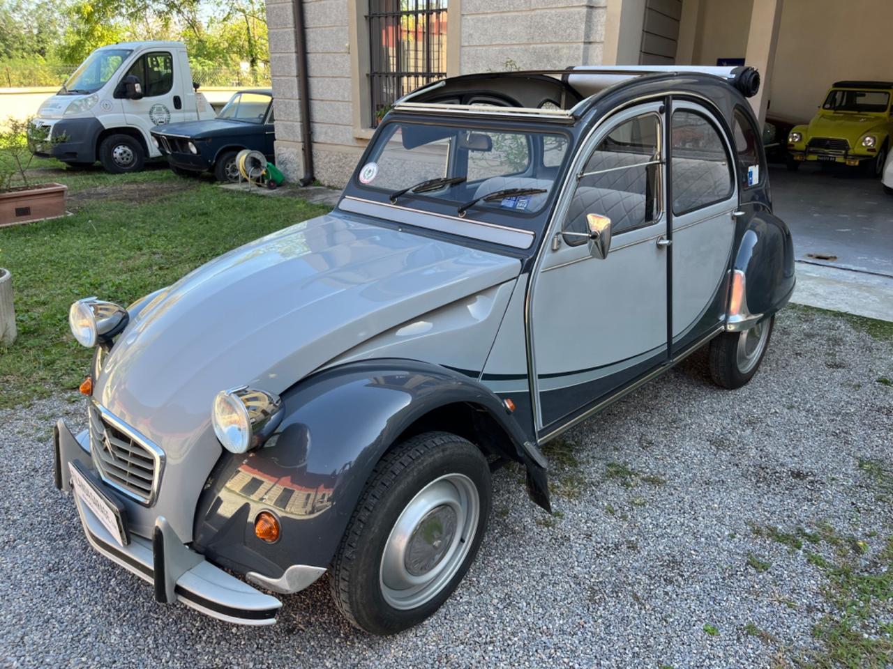 Citroen 2CV Charleston