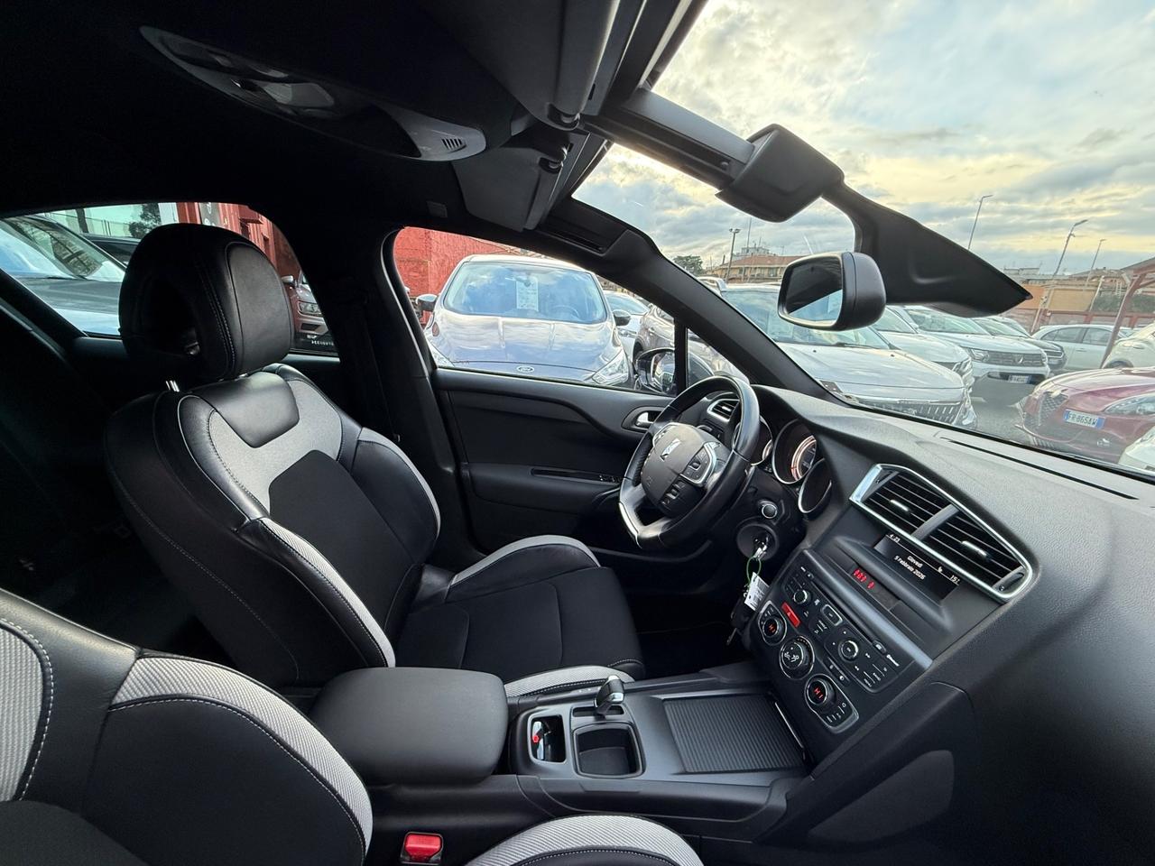 DS4 1.6 e-HDi 115-unipro-automatica-rate-