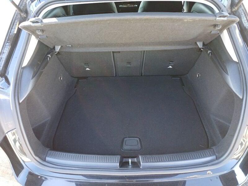 Mercedes-Benz Classe A A 180 d Progressive Advanced