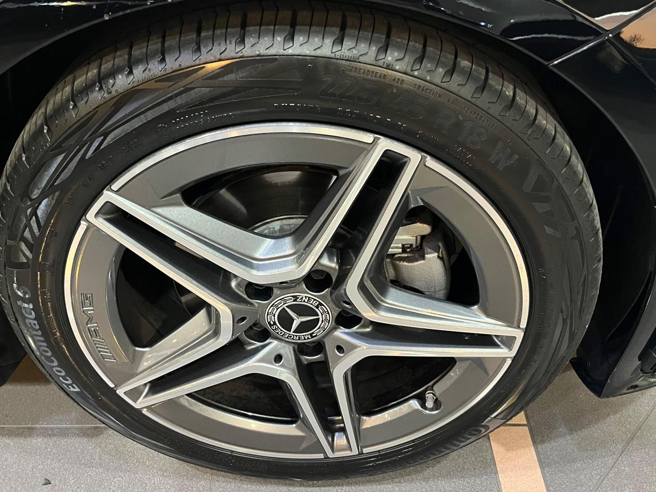 Mercedes CLA 200 d Automatic Premium 12.000 KM