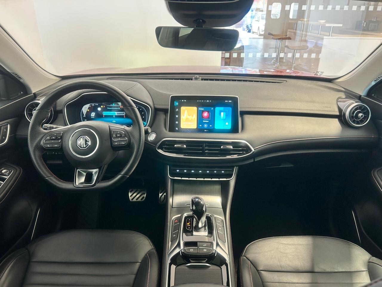 MG HS 1.5T-GDI AT Luxury