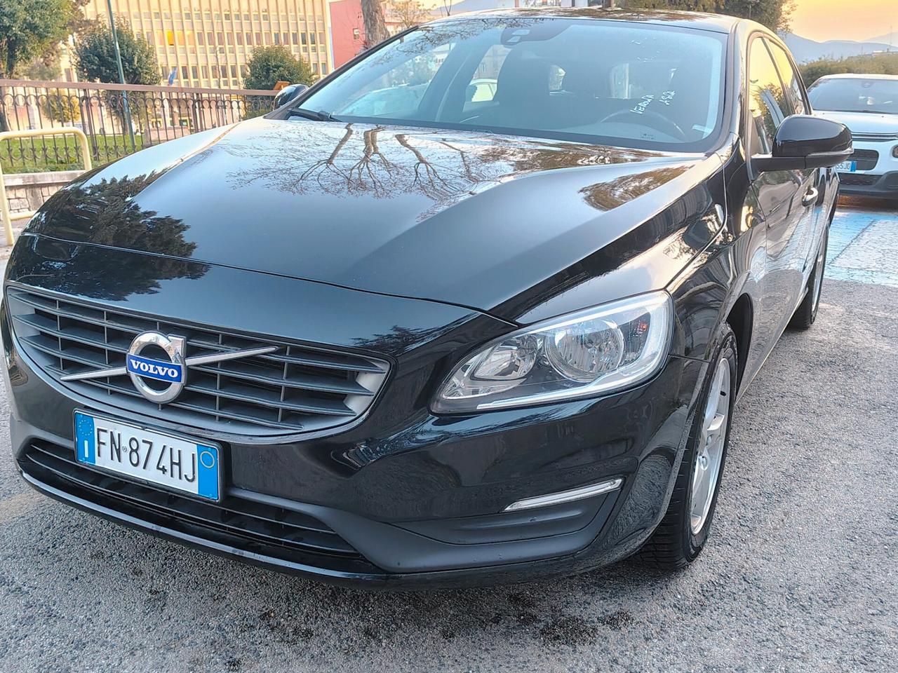 Volvo V60 D2 Business