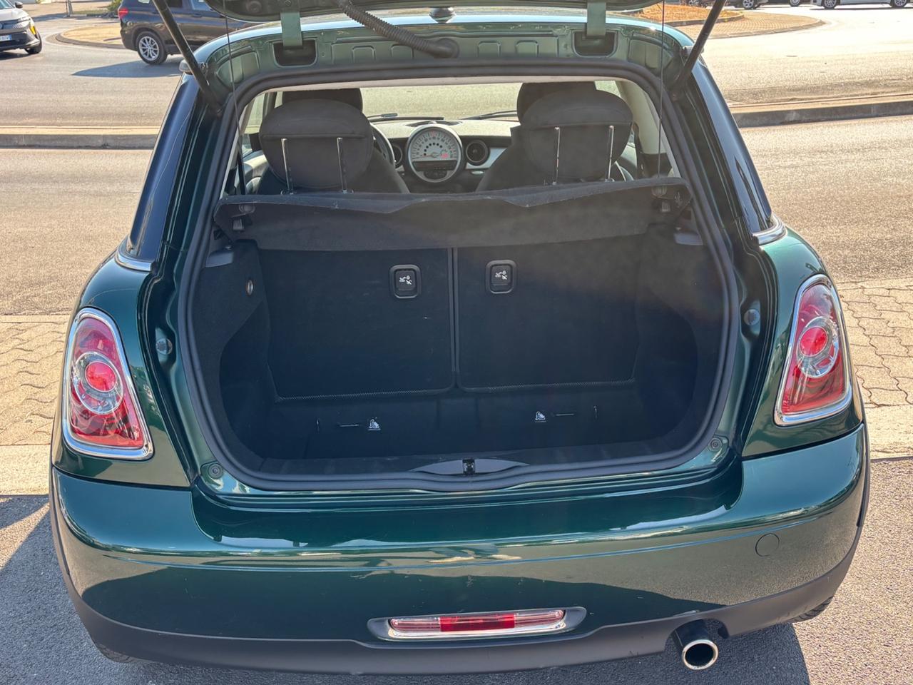 Mini 1.6 16V One (55kW)
