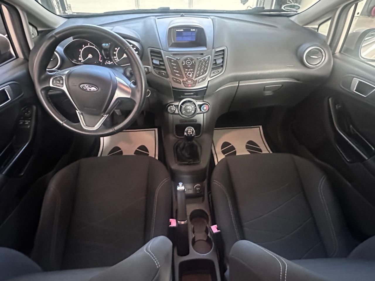 Ford Fiesta 1.0 80CV 5 porte Titanium