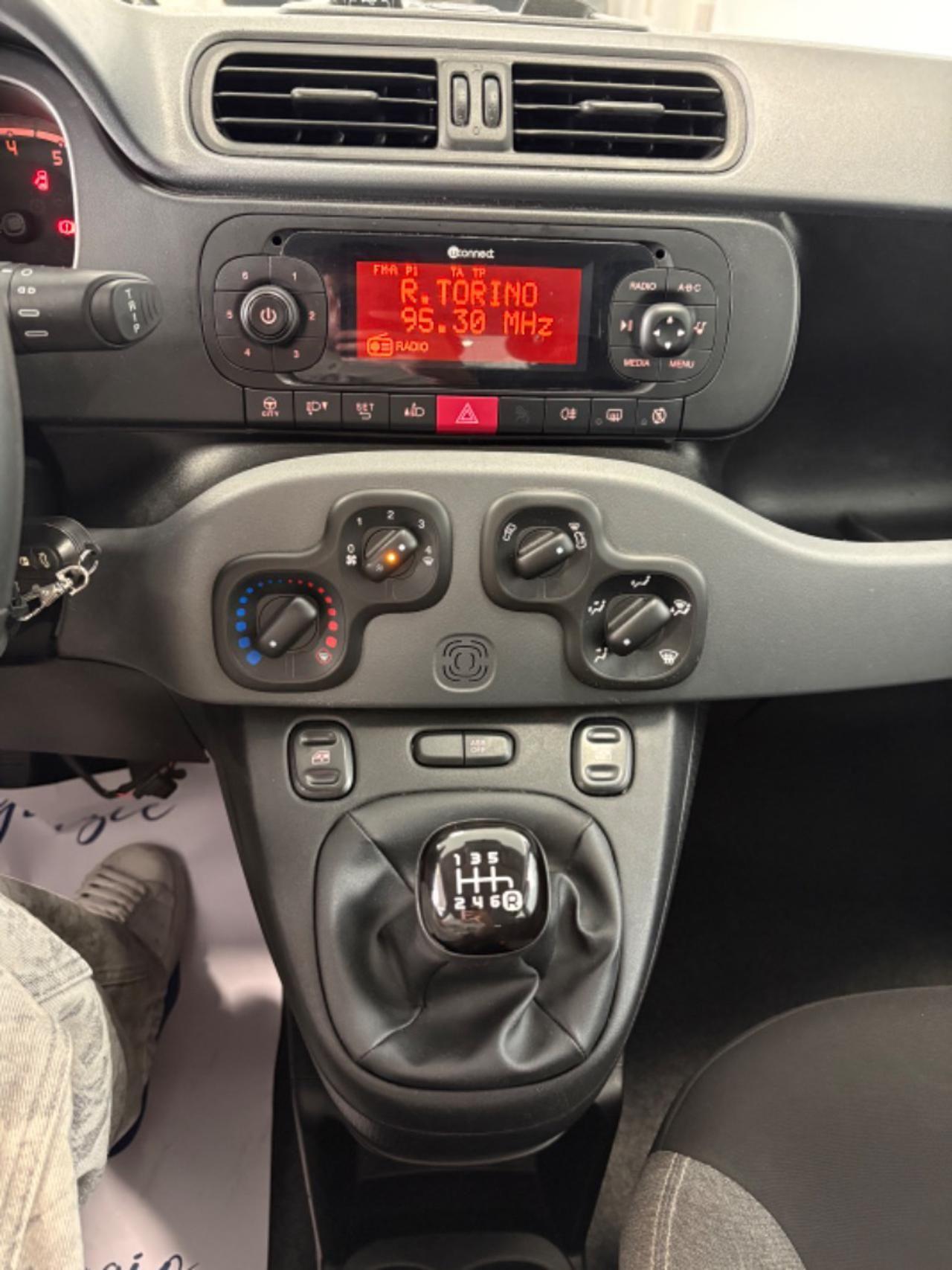 Fiat Panda 1.0 FireFly S&S Hybrid City Life 5 POSTI