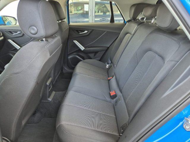 AUDI Q2 30 TDI S line Edition