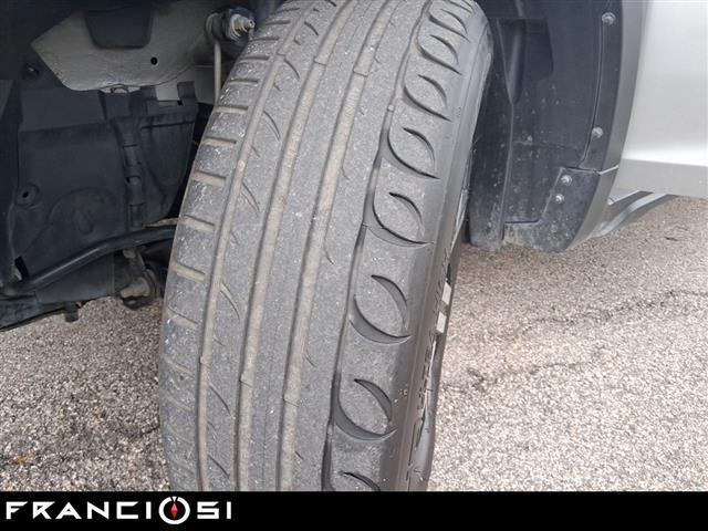 DACIA Duster 1.0 TCE PRESTIGE GPL 4X2 100CV