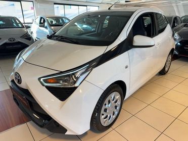 Toyota Aygo Connect 1.0 VVT-i 72 CV 5 porte x-play