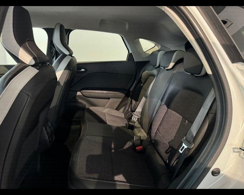 Renault Captur 2ª serie Mild Hybrid 140 CV Intens