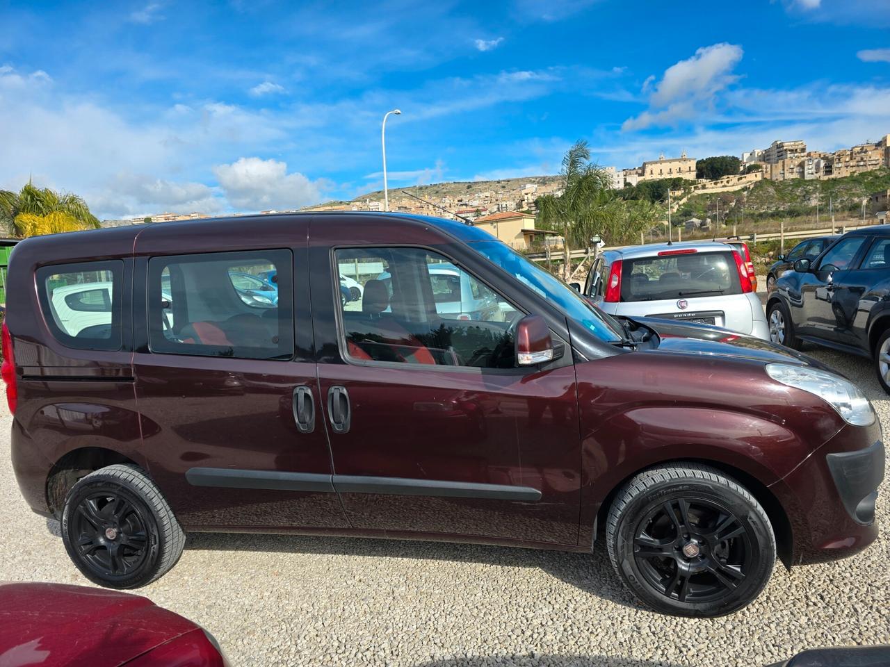 Fiat Doblo Doblò 5 posti