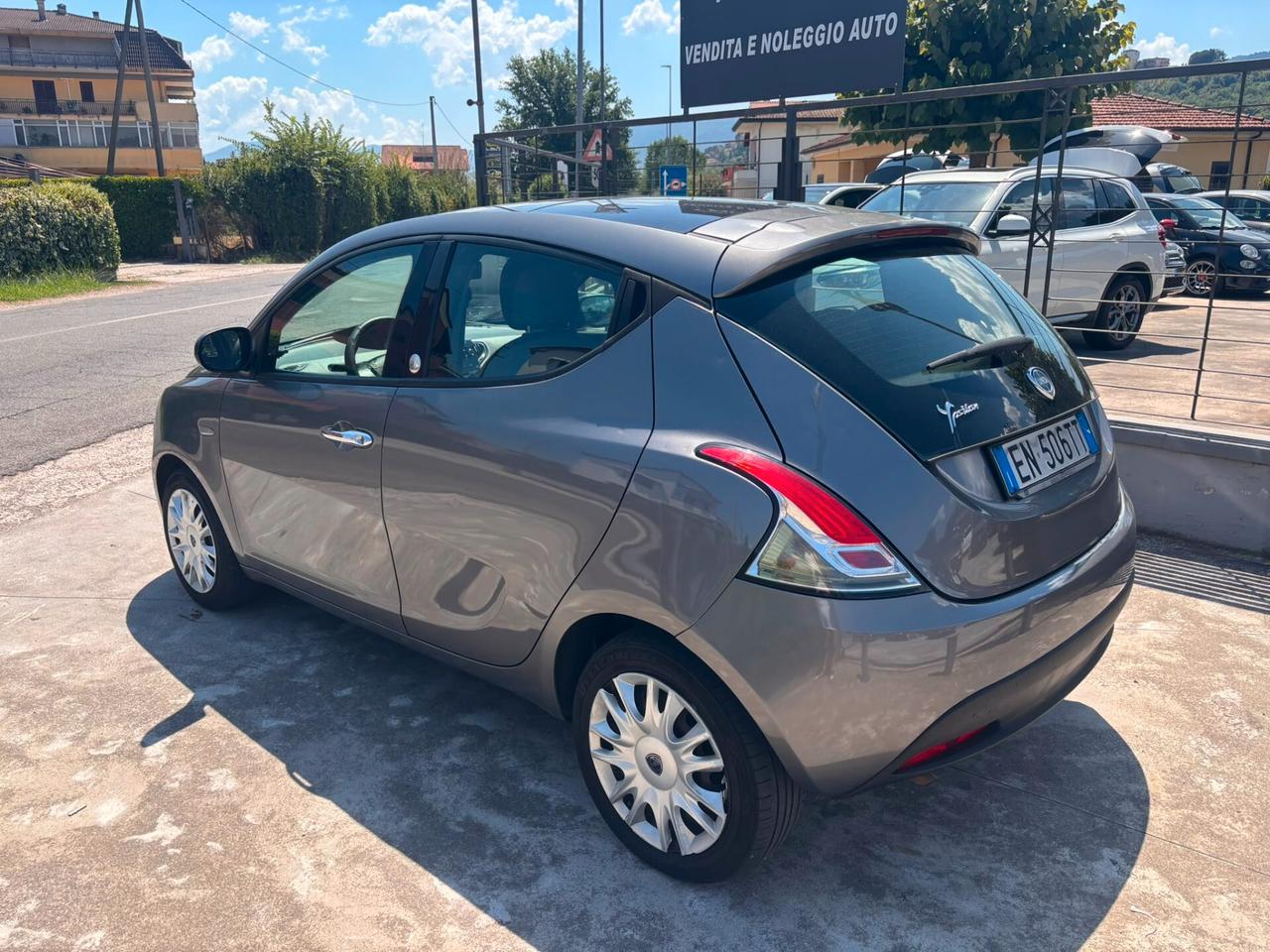 Lancia Ypsilon 1.2 69 CV 5 porte GPL Ecochic Gold