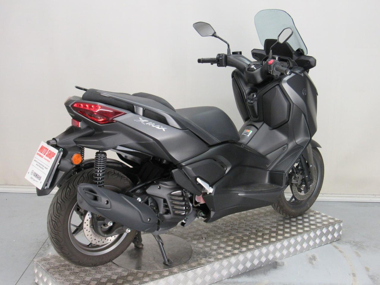 Yamaha X-Max 125 ABS 11 KW PATENTE A1/B