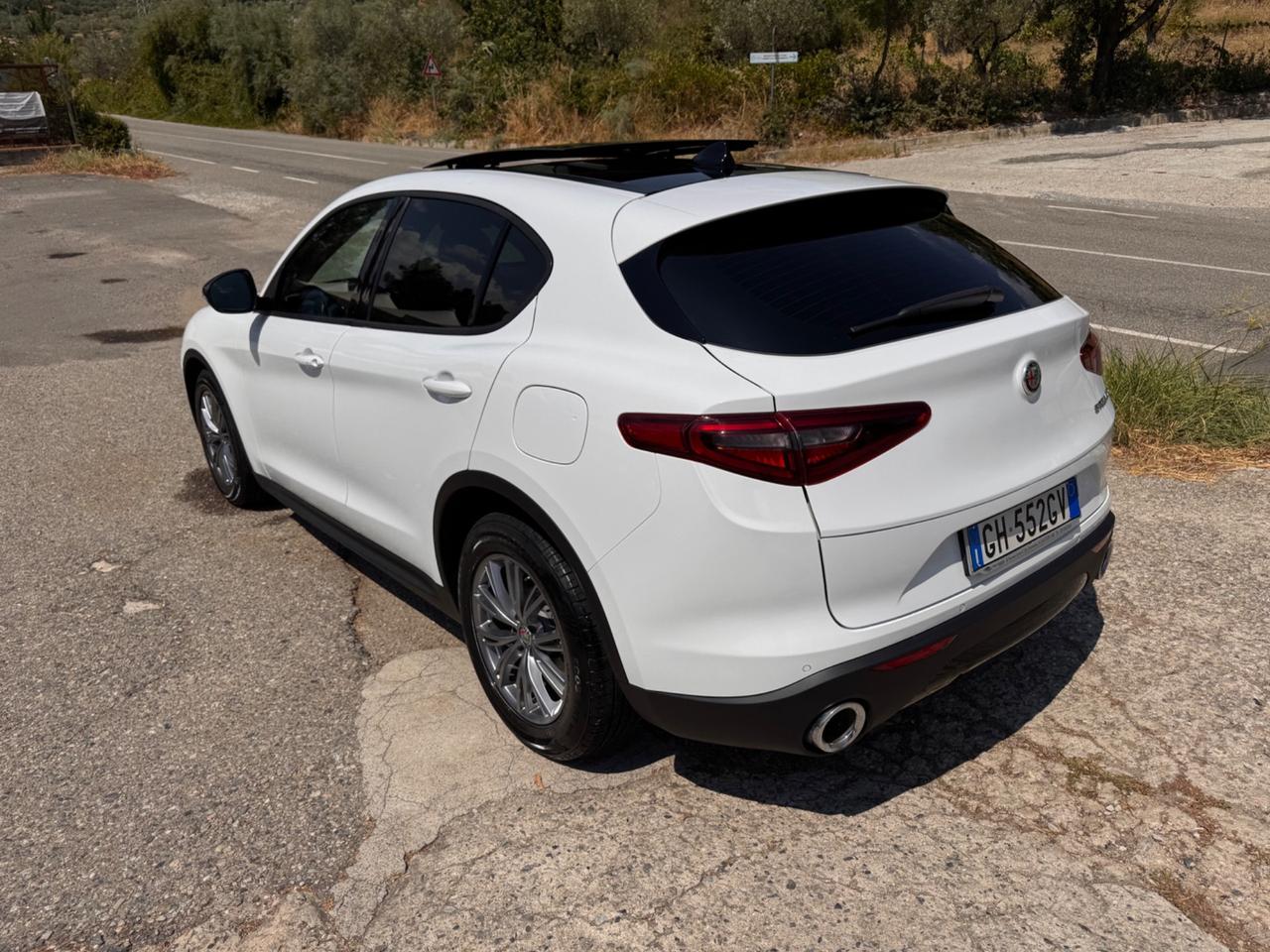 Alfa Romeo Stelvio 2.2 Turbodiesel 160 CV AT8 RWD Tetto apribile
