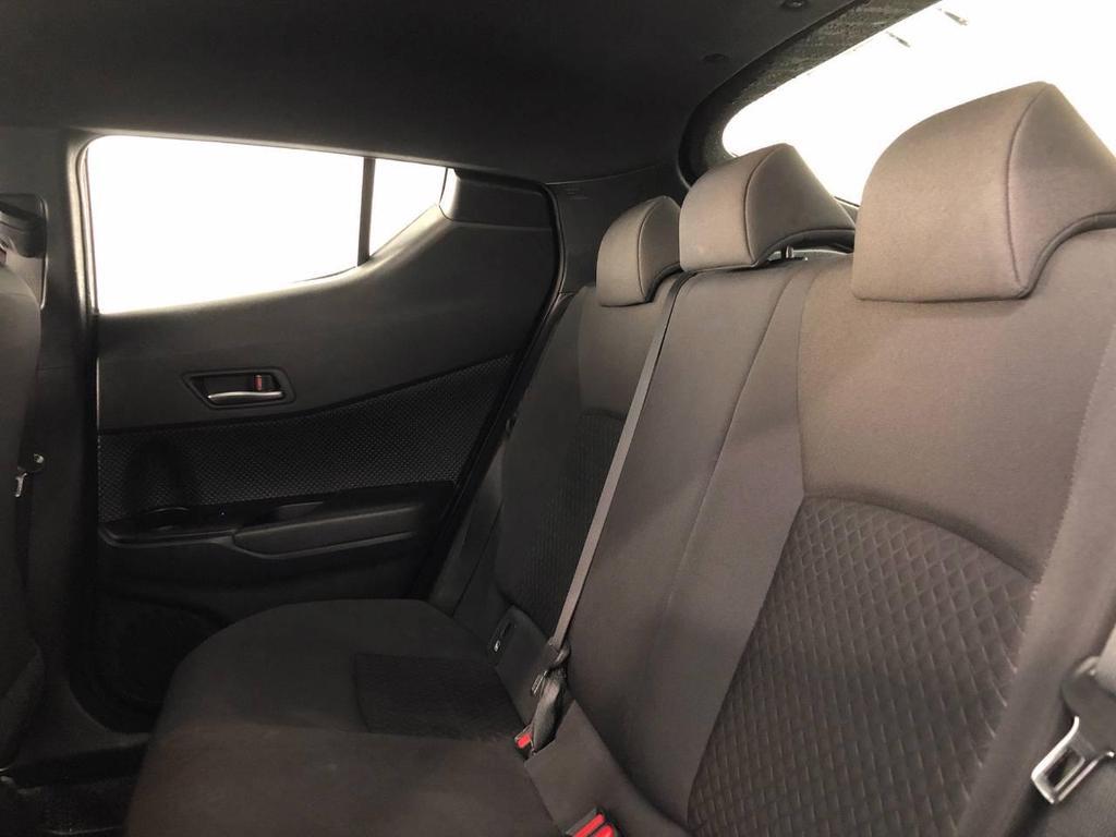 Toyota C-HR 1.8 Hybrid Active E-CVT