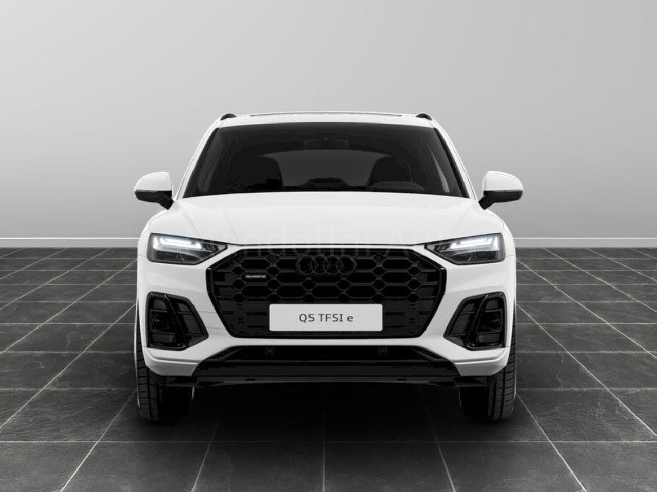 Audi Q5 55 2.0 tfsi e s line plus quattro s tronic