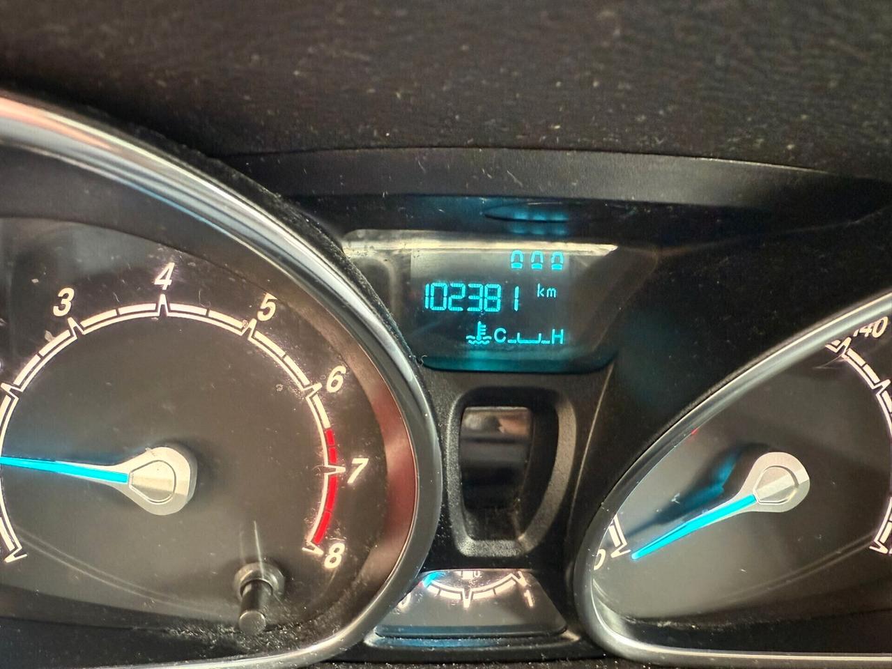 Ford Tourneo Courier 1.0 EcoBoost 100 CV Titanium