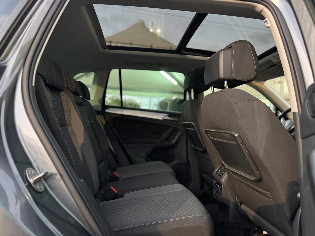 Volkswagen Tiguan 2.0TDI R-LINE+TETTO