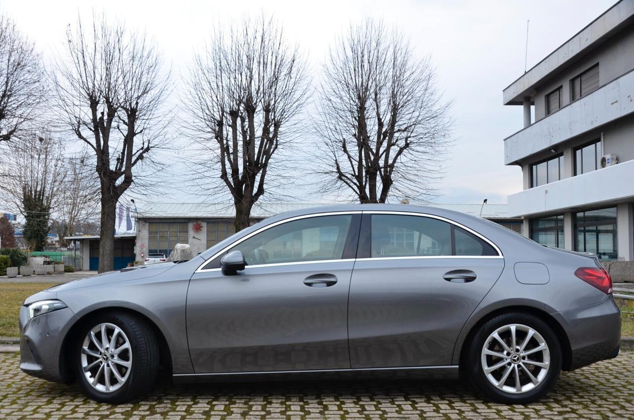 MERCEDES-BENZ A 180d SPORT 116cv AUTO, UFF ITALIANA, SERVICE CON FATTURE, EURO 6D, FARI LED, NAVI, RETROCAMERA, APPLE ANDROID, LUCI 64 COLORI, PERMUTE