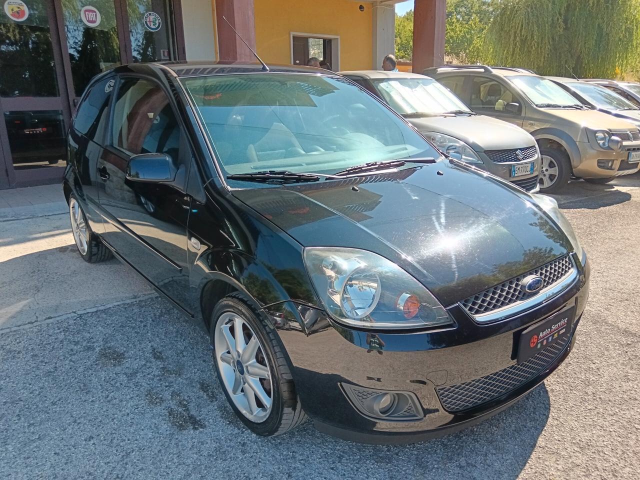 Ford Fiesta 1.4 TDCi 68CV TITANIUM PERFETTA