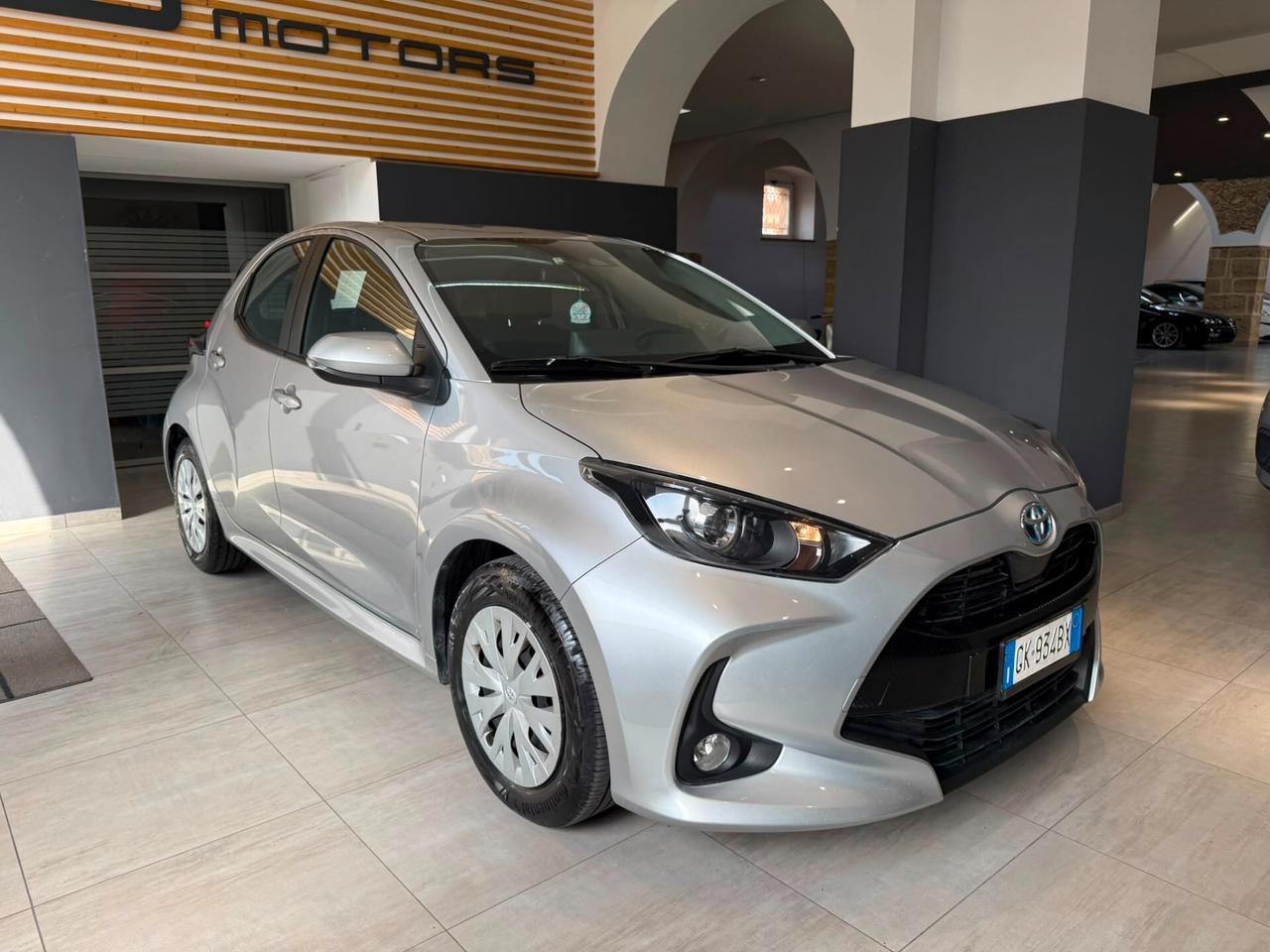 Toyota Yaris 1.5 Hybrid 5 porte Business