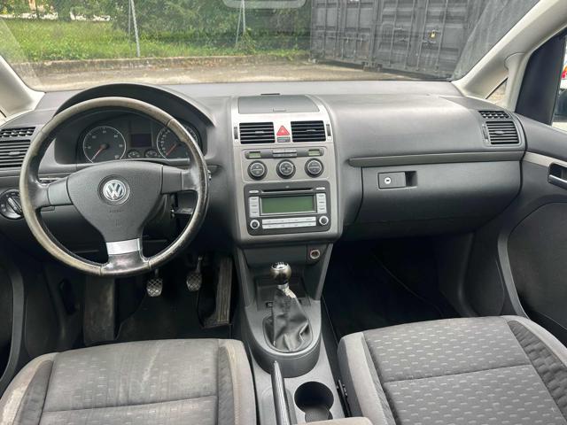 VOLKSWAGEN Touran 1.9 TDI 105CV Highline senza nessun lavoro da fare