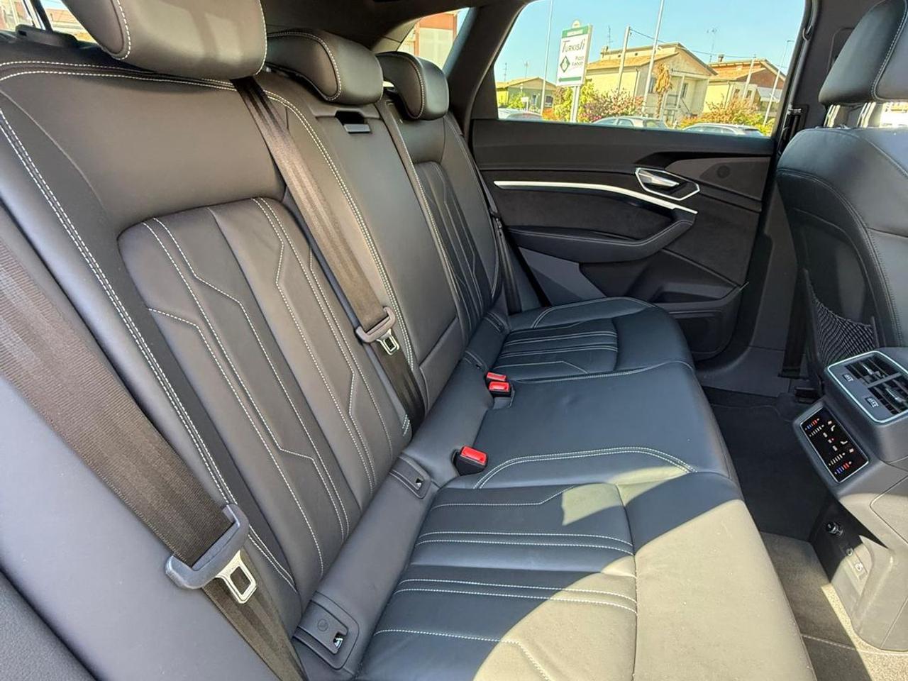 Audi e-tron 55 S LINE #50433