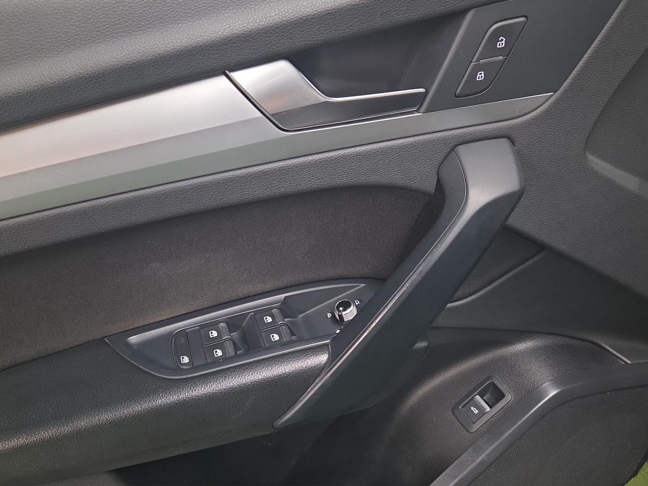 Audi Q5 35 TDI S tronic Business Advanced