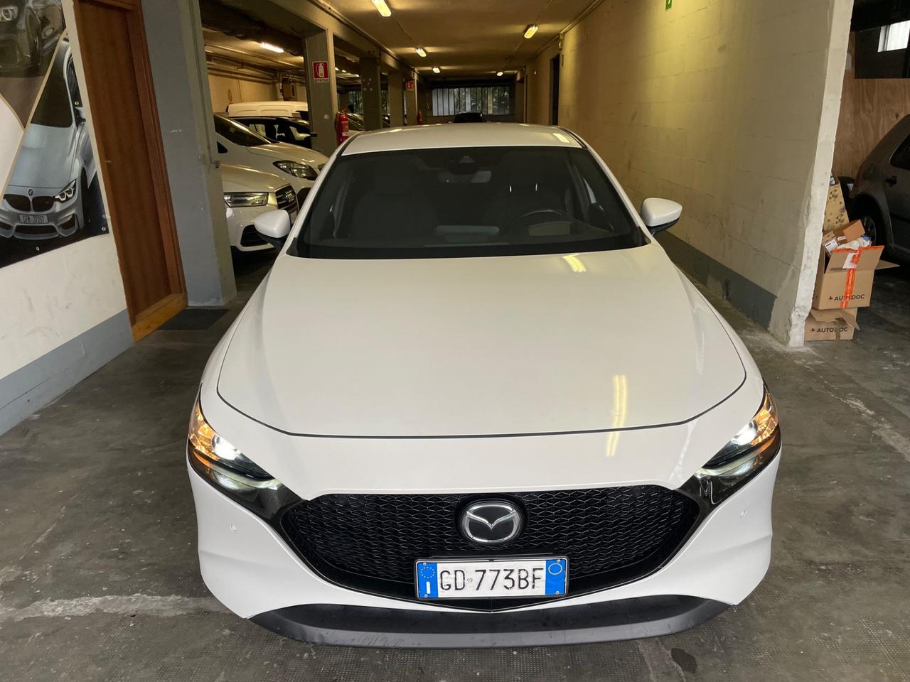 Mazda 3 Mazda3 2.0L e-Skyactiv-G M Hybrid Exclusive