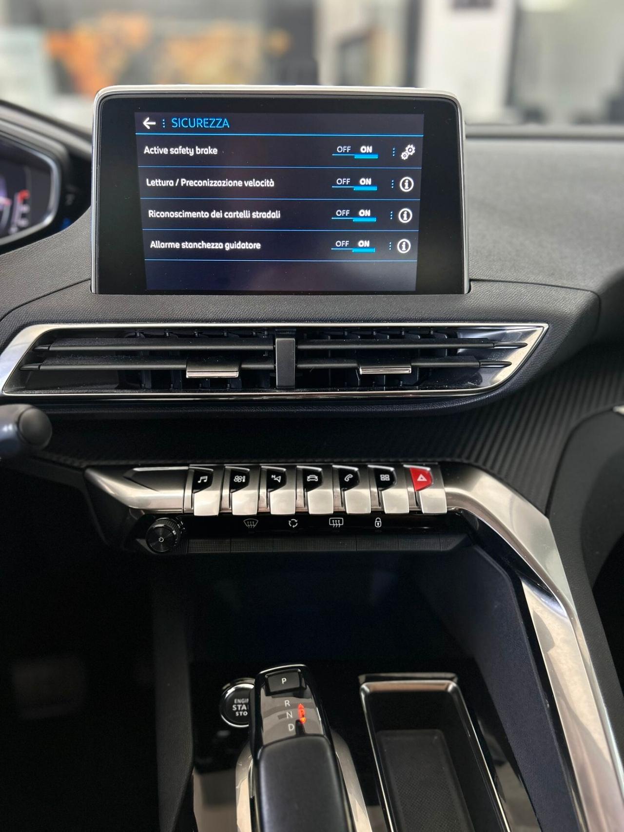 Peugeot 3008 EAT8 1.5 diesel 130 CV Active