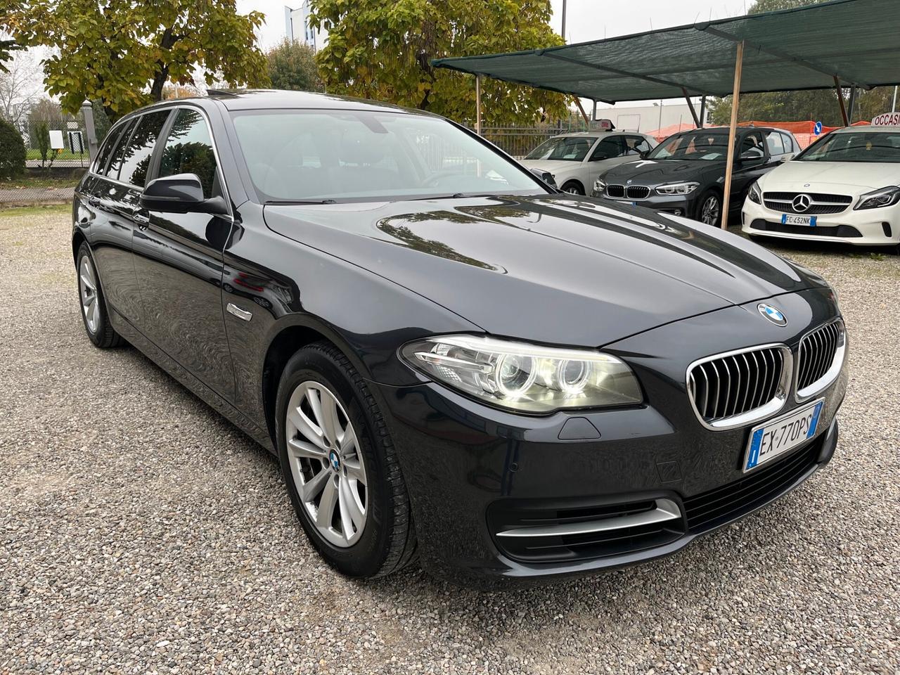 Bmw 520 520d xDrive Touring 190cv auto. TETTO / TAGLIANDI