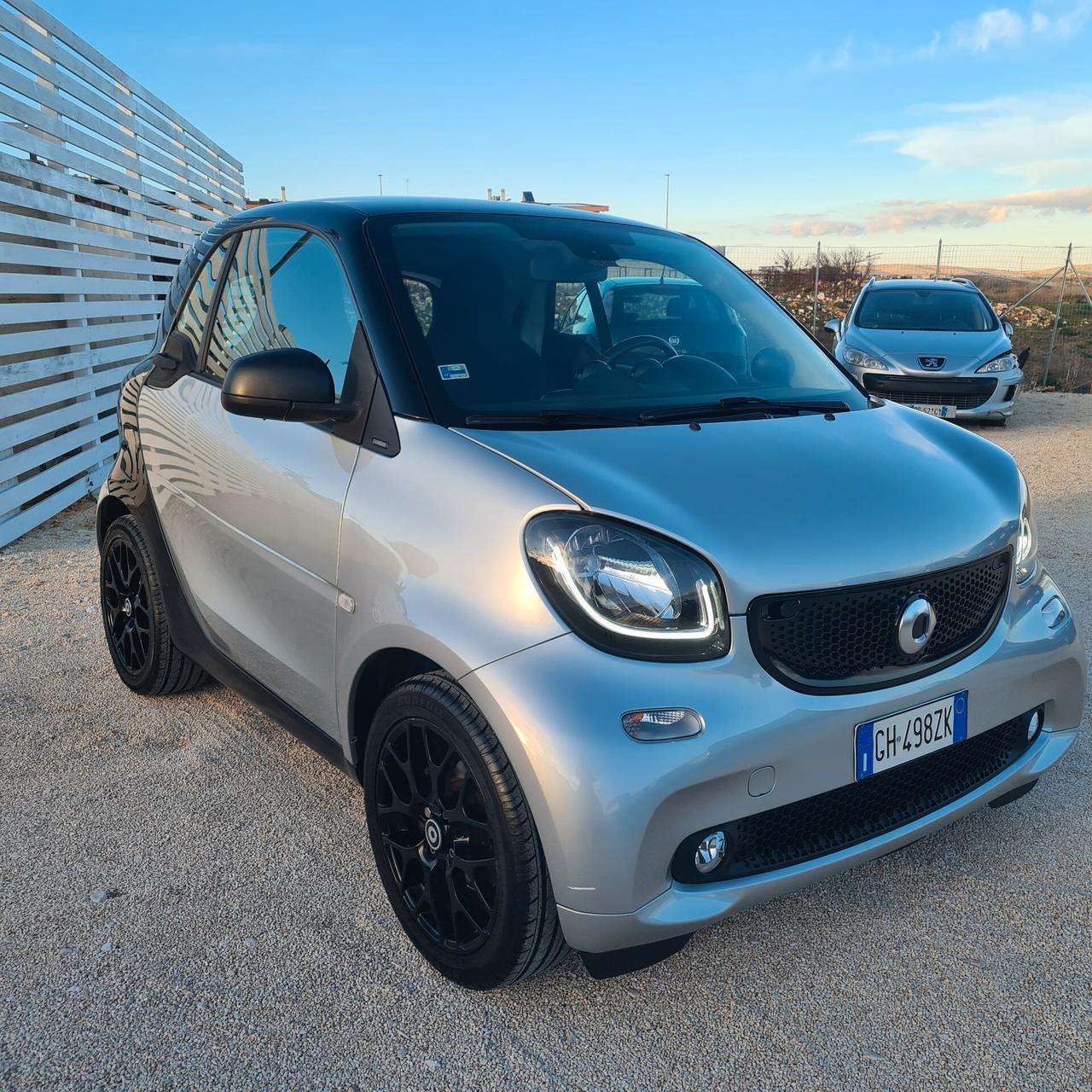 Smart ForTwo 70 1.0 Passion LED NAVI TETTO PANORAMICO FULL FULL SCONTO FINANZIAMENTO 1000 EURO