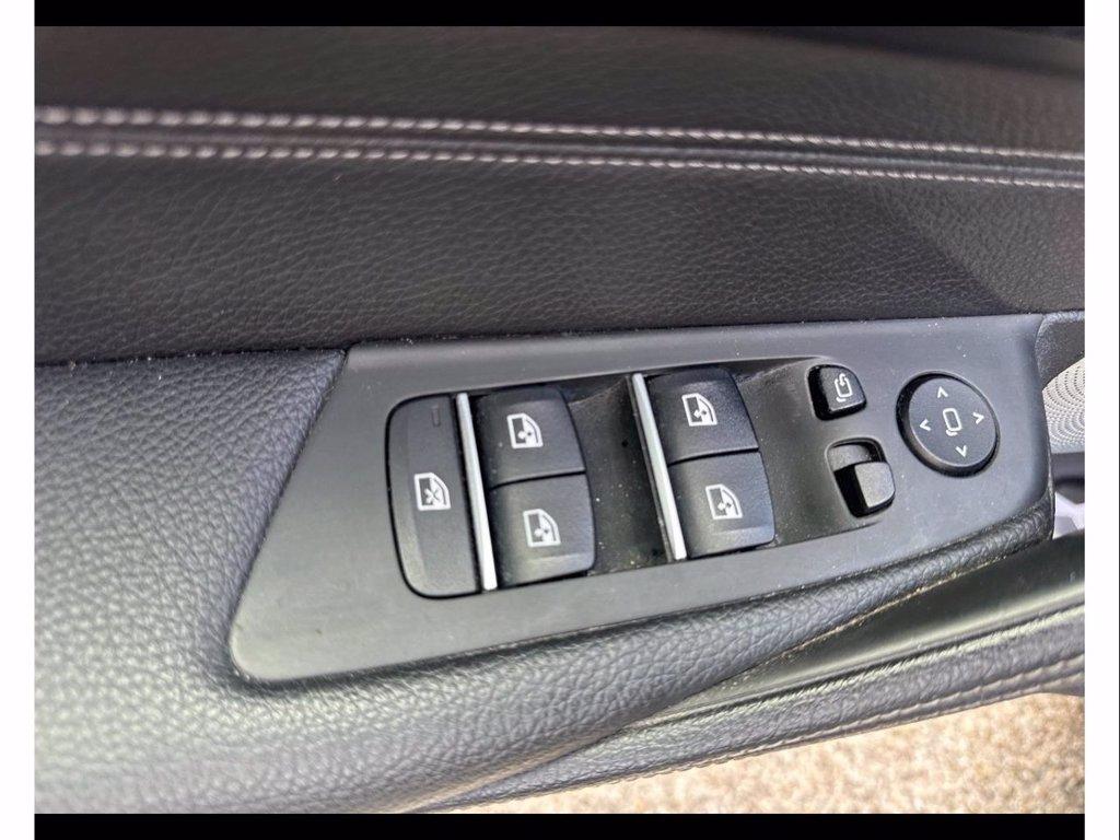 BMW 530i touring xdrive luxury auto del 2019