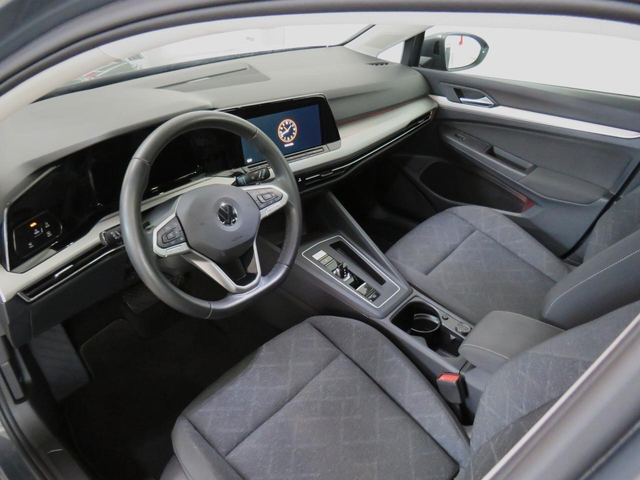 Volkswagen Golf 1.0 eTSI EVO DSG Life