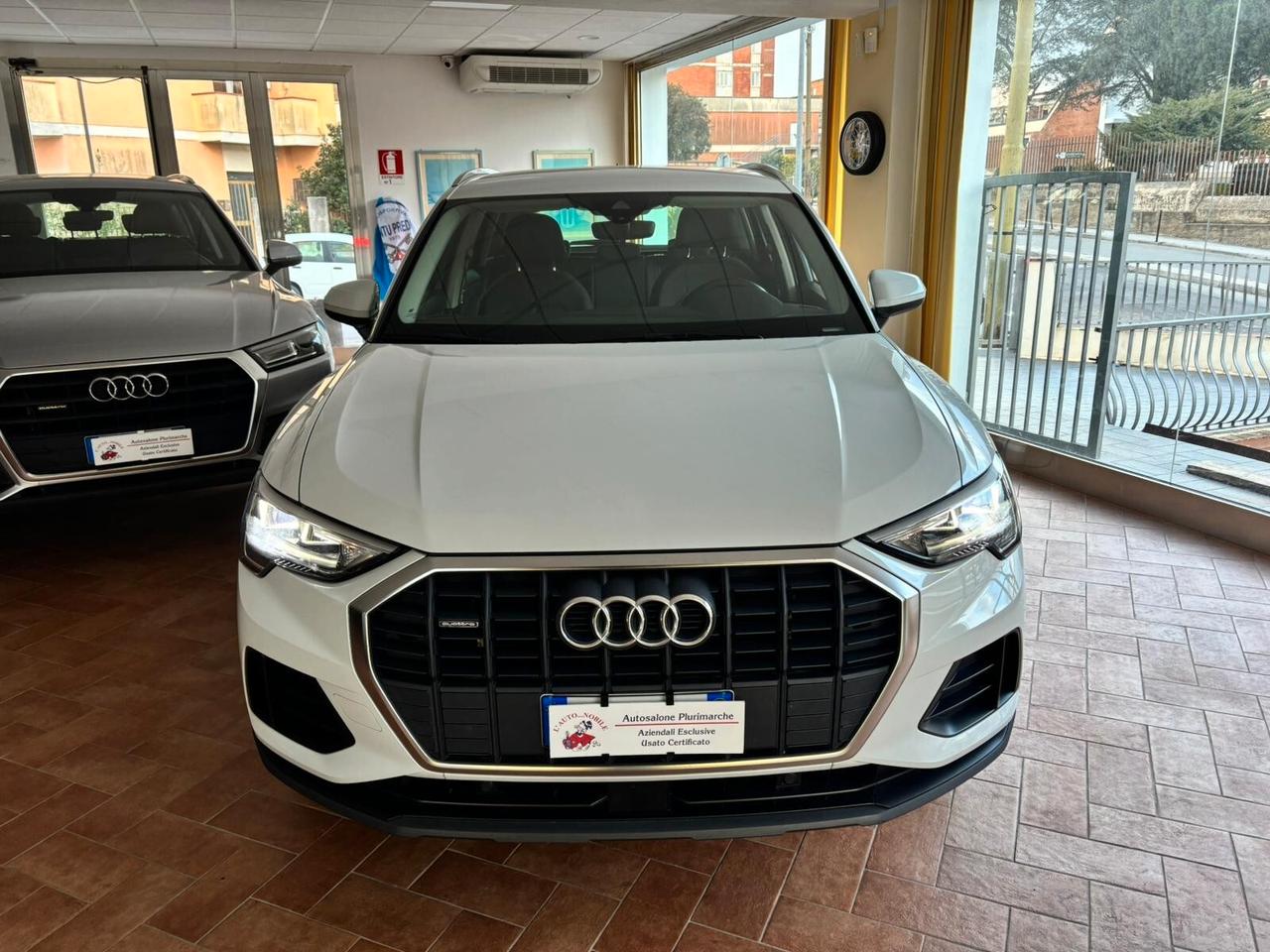 Audi Q3 40 TDI quattro S tronic Business Advanced