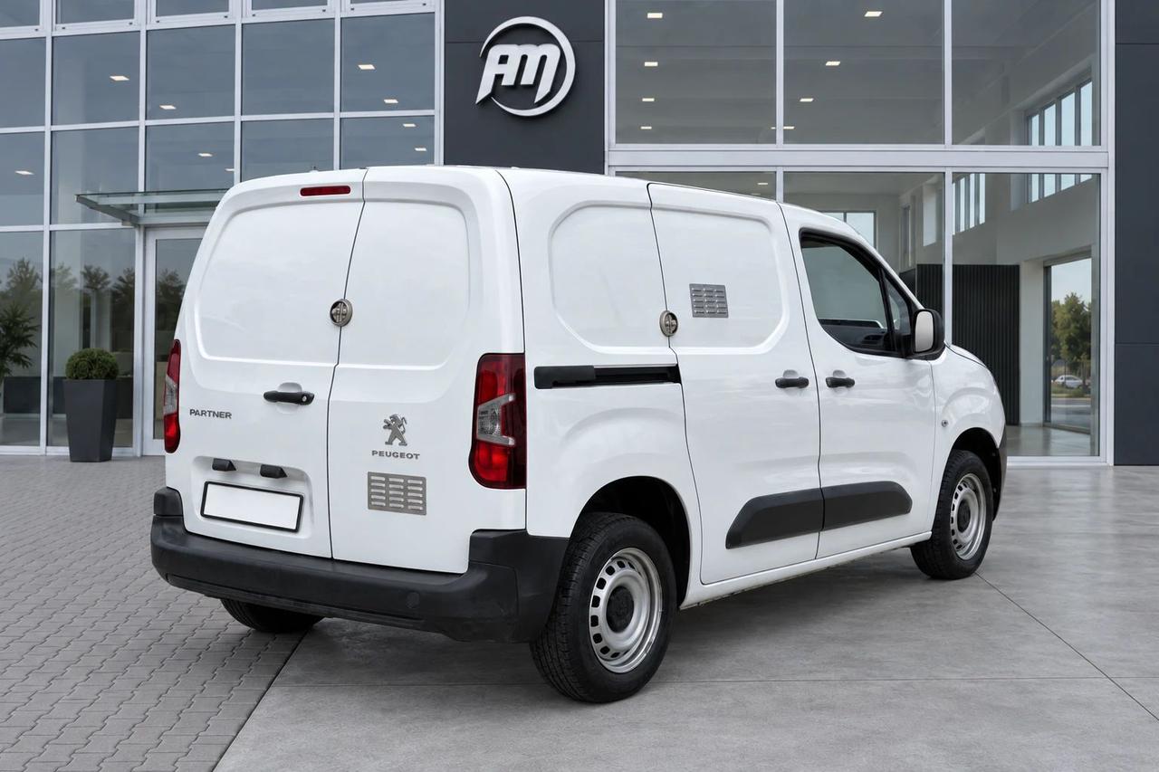 Peugeot Partner 1.5 diesel 3 posti allestito